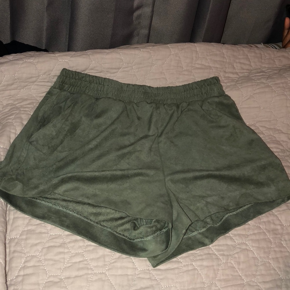 Shorts with pockets